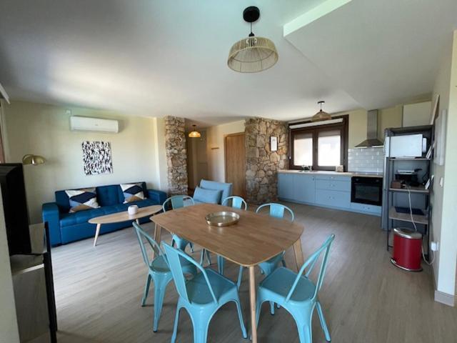 Casita Independiente Y Tres Apartamentos Con Piscina Ladeira Playa Baiona Extérieur photo