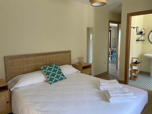 Casita Independiente Y Tres Apartamentos Con Piscina Ladeira Playa Baiona Extérieur photo